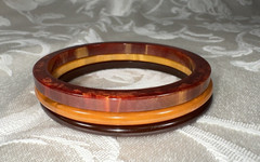 Vintage Bakelite (tested) Bangle Bracelet Set of 3 Butterscotch, Brown, Red