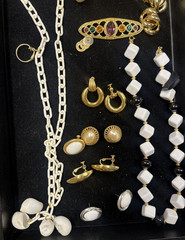 Vintage NAPIER JEWELRY Lot – Necklaces Bracelets Earrings Brooches Pendants