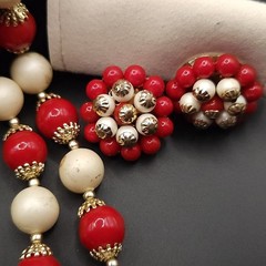 Vintage earrings necklace set nautical cluster clip ons red white beads READ