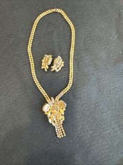 RARE Vintage Albert Weiss Cats Eye 19” Necklace Earring Set 1950’s