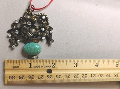 Vtg Antiqued Brassy Tone FLOWERS in Vase Acrylic Faux Peking Glass 2.25″ Pendant
