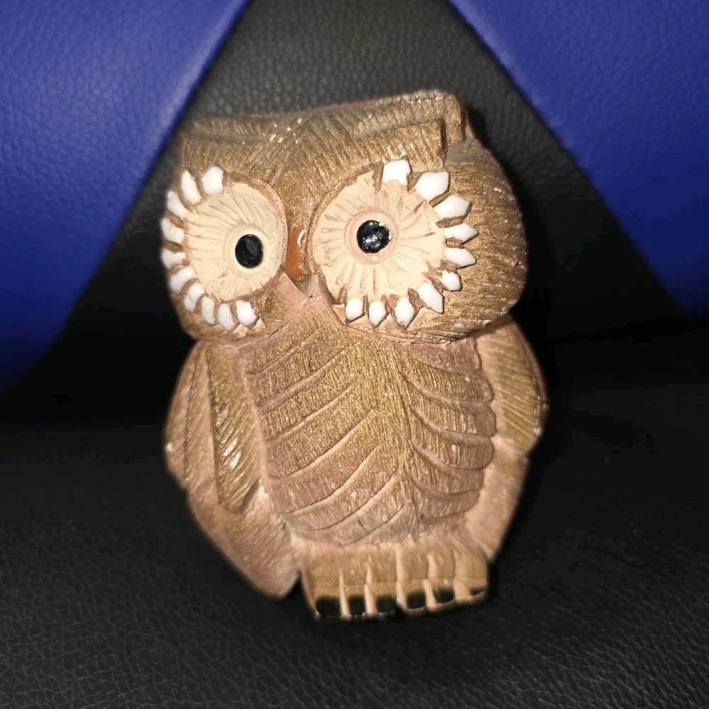 Owl Brooch Pin Gold Tone with White Eyes, Unisex Adults, Animals & Insects