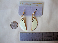 VINTAGE SAMUEL HUANG DESIGNER CLOISONNE RETRO MOD CREAM DANGLE HOOK EARRINGS