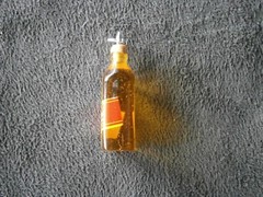 Johnnie Walker Red Label Whisky Whiskey Vtg Acrylic Bracelet Charm Pendant 2.0g