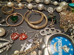 Vintage Jewelry Lot Earring Necklace Bracelet Over 6lbs + Estate Mix PLS READ
