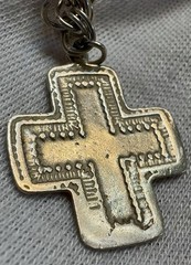 Vintage Sterling Silver Charm Bracelet with (5) Crosses 7” Long Look