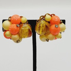 Eclectic Color 3 Piece Beaded Necklace Clip On Earrings Bracelet Vintage Set