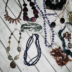 Vintage Jewelry Lot 3lb Exactly as Pictured Costume Jewelry & Regular Large bead