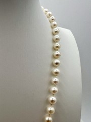 Vintage Japanese 16” Saltwater Akoya Pearl Choker Necklace WG 14k clasp 5.4-6mm