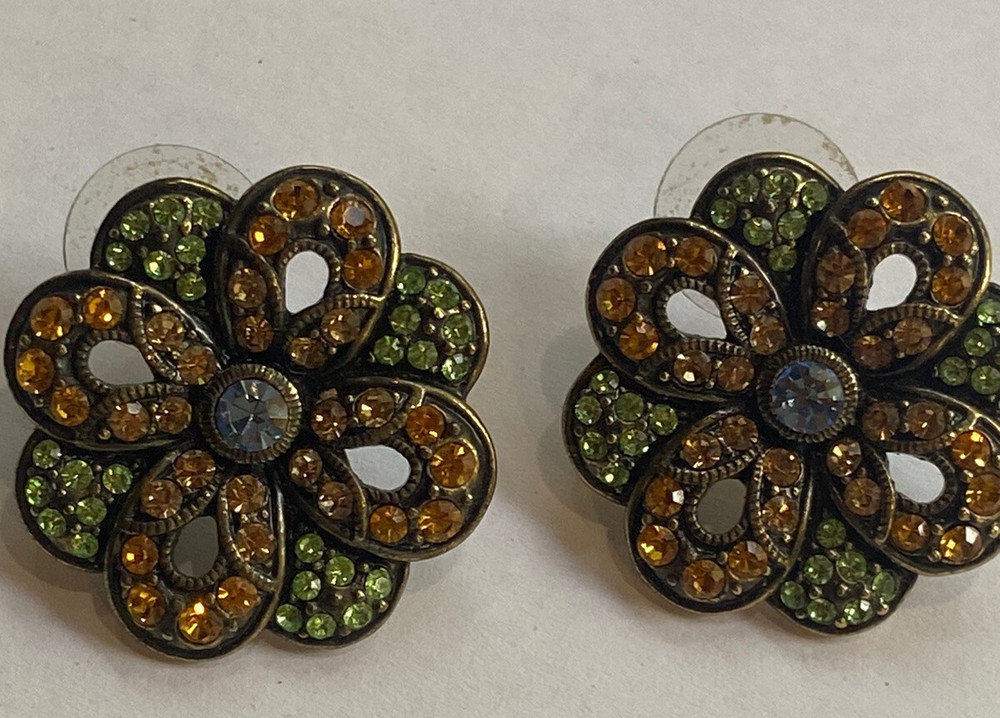 Vintage Signed LaVintage Clip On Rhinestone Earrings