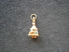 Christmas Tree Vintage Shiny Goldtone & Crystals Bracelet Charm Pendant 2.0g