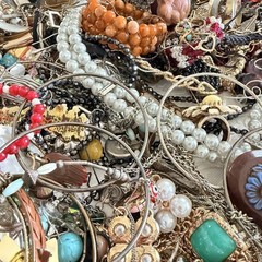 9 Pounds Of Mystery Jewelry! Vintage To Modern Lot of Wearable, Craft