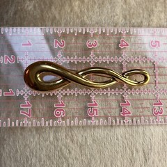 Vintage Gold Tone Monet 3.5in Infinity Brooch Preppy Old Money