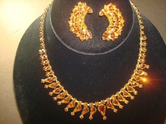 GORGEOUS Vintage SET AMBER RHINESTONES NECKLACE AND EARRINGS PRONGS PERFECT