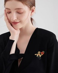 Pumpkin Ghost Waiter Brooch Pin for Women Men Gold Plated Fashion Enamel Hall…