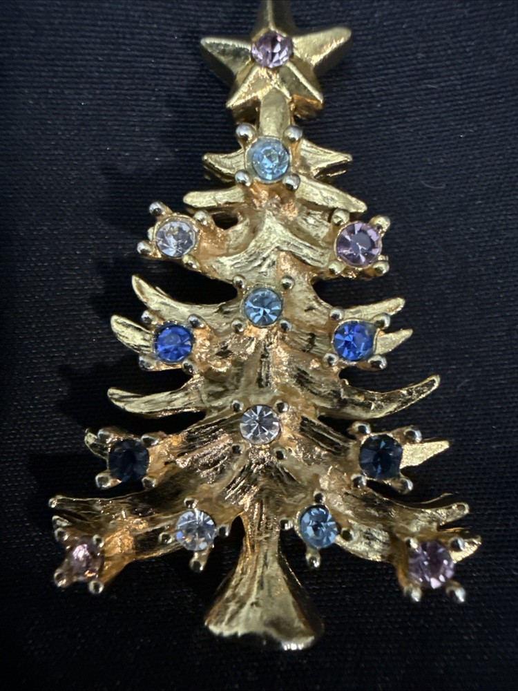 Vintage Christmas Tree Brooch Isenberg Ice Adorned By Rhinestones 48mmx29mm 112
