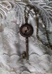 General Stonewall Jackson Cameo Pendant, Historical Image, Rare CSA Collectable!
