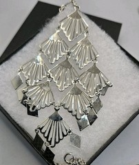 Vintage Large Pendant Necklace Fan Scallop Diamond Shape Silver Tone Chain 18″
