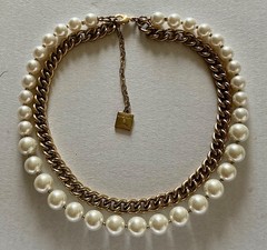 VINTAGE ANNE KLEIN Signed Pearls Gold Metal Chain Collar Choker Necklace