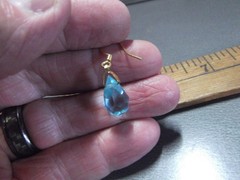 1 Pair Unique .75″in Glass Aqua Blue Tear Drop Shape Dangle