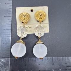 Huge Vintage Bead Dangle Clip On Earrings Gold Tone J6