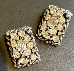 Vtg 50s BARCLAY Clip Earrings, Clear Rhinestones Prong-set Silver-tone HTF