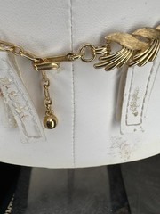 Vintage Trifari Gold Tone Textured Feather Wheat Chevron Collar Necklace Signed