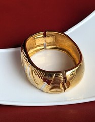 Vtg Oroton High Polish Shiny Gold Silver Tone Wide Bangle Fits 7″ Bracelet Dent