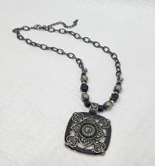 Vintage Black Crystal & Gunmetal Square Pendant Beaded Chain Choker Necklace
