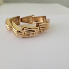 Vintage Mid-Century Women’s 6.5” Heavy Gold Plated Unique Design Bracelet