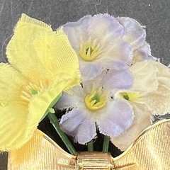 Avon Special Bouquet Corsage Pin Brooch Vintage Mother’s Day Spring Easter 1980