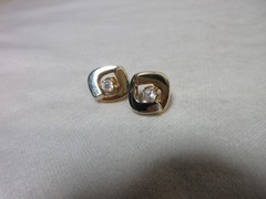14K SOLID YELLOW & WHITE GOLD CZ STONE EARRINGS MARKED JAW POST STUD #14