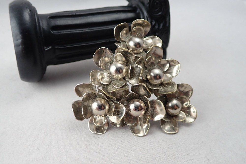 Vintage C Clamp Silver Plated Metal Flower Cluster Pin Brooch