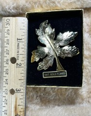 Vintage 18k Gold Plate Leaf Brooch Pin In Box P33