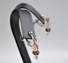 Vtg Silver Tone Twist Back Leverback Earrings with Peach Color Lucite Beads 1″