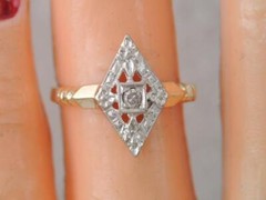 VINTAGE SOLID 14K GOLD & DIAMOND RING sz 4 3/4