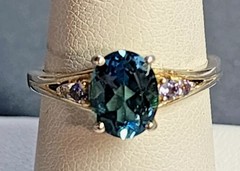 Vintage Gorgeous Sterling Silver 925 Blue Topaz Ring With 4 SM Diamonds size 8