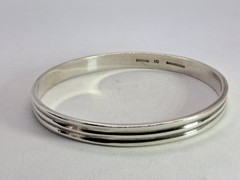 Vintage IC James Craig Handwrought STERLING Silver 925 BANGLE Bracelet Signed