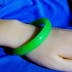 EARTH MINED Imperial Green color Jadeite JADE Deco Antique old Bangle Bracelet