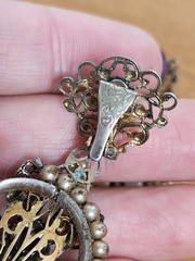 Women’s Vintage Clamp/Clip On Earrings Filigree Floral Faux Pearl Clusters