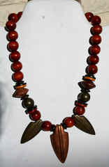 Vtg Carol Dauplaise Necklace Metal Arrowhead Brown Wood Beads Signed 17″