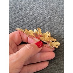 Vintage Nettie Rosenstein Gold Leaf Pin 3-D