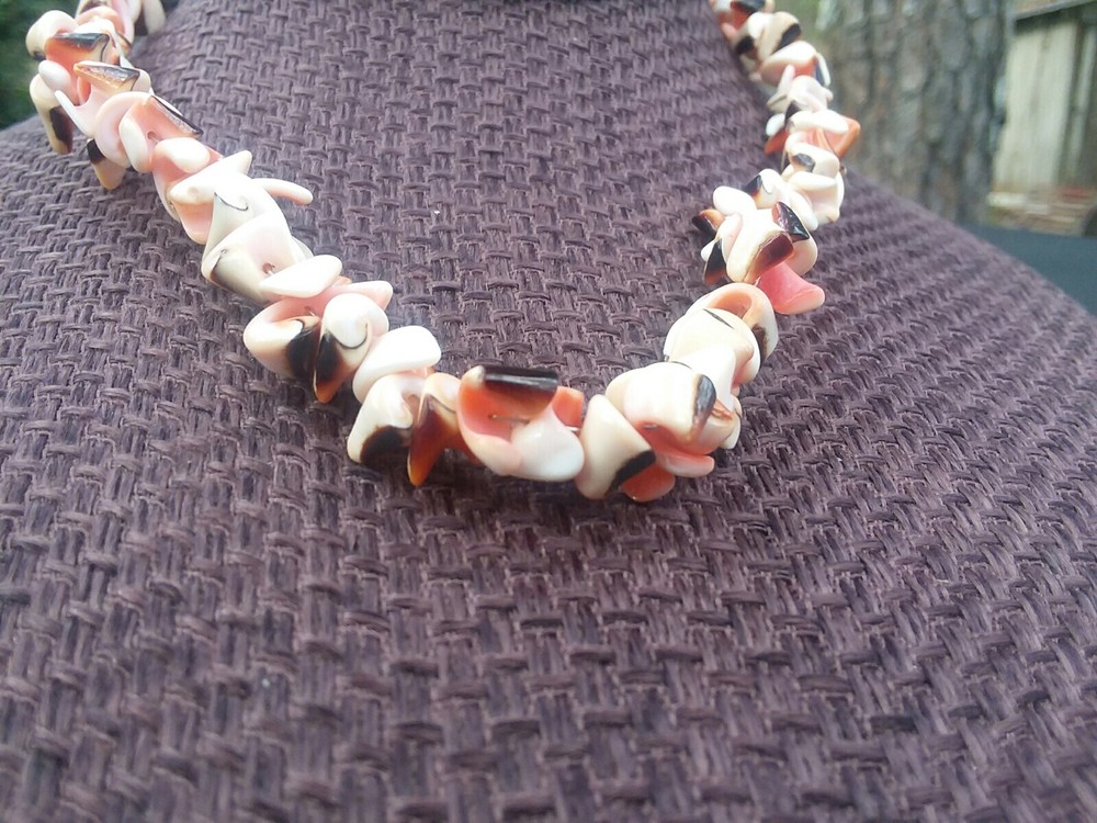 Coral cream and black curly shell necklace bracelet set 16″ choker barrel