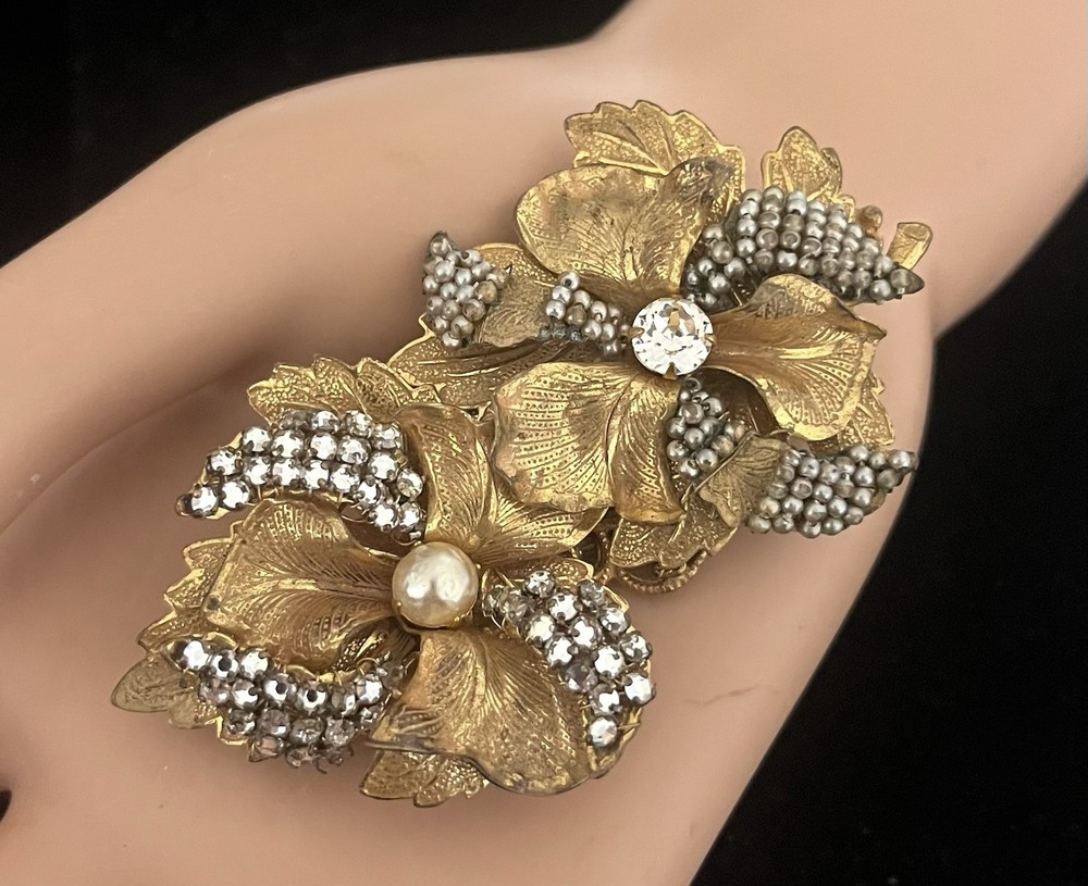 Miriam Haskell Signed Faux Pearl & Rhinestone Vintage Flower Brooch