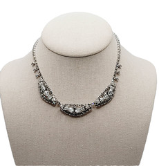 Elegant Swag Design Sparkling Rhinestone Silver Tone Art Deco Style Vtg Necklace