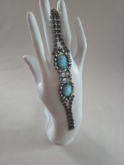 1950s Aurora Borealis AB Rhinestone & Blue Molded Glass Bracelet 7.25″