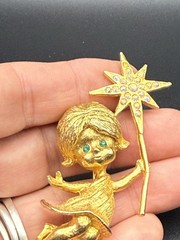Vintage Fairy Angel Signed MYLU AB Rhinestone Green Eyes Girl Star Wand Brooch