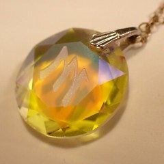 Vintage Iridescent Glass M Pendant Necklace Silver Tone Chain Choker Length 39cm