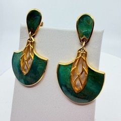 Vintage Green Enamel Gold Tone Geometric Ribbon Swirl Statement Clip On Earrings