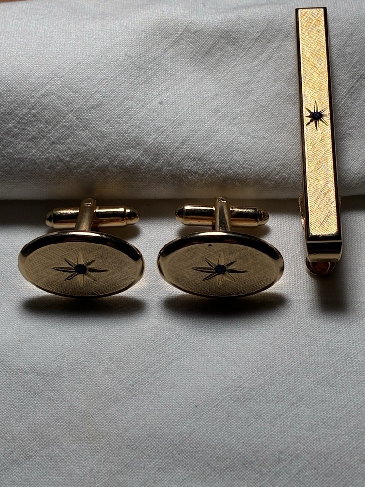 Vintage 1971 Avon Gold Tone Starburst Cufflinks Tie Bar Clip Set Blue Rhinestone
